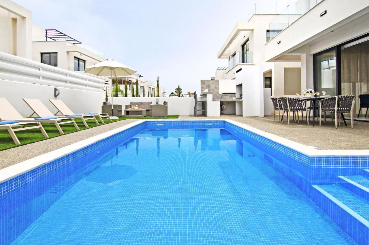 Villa Queen Alexandra Protaras Exterior foto