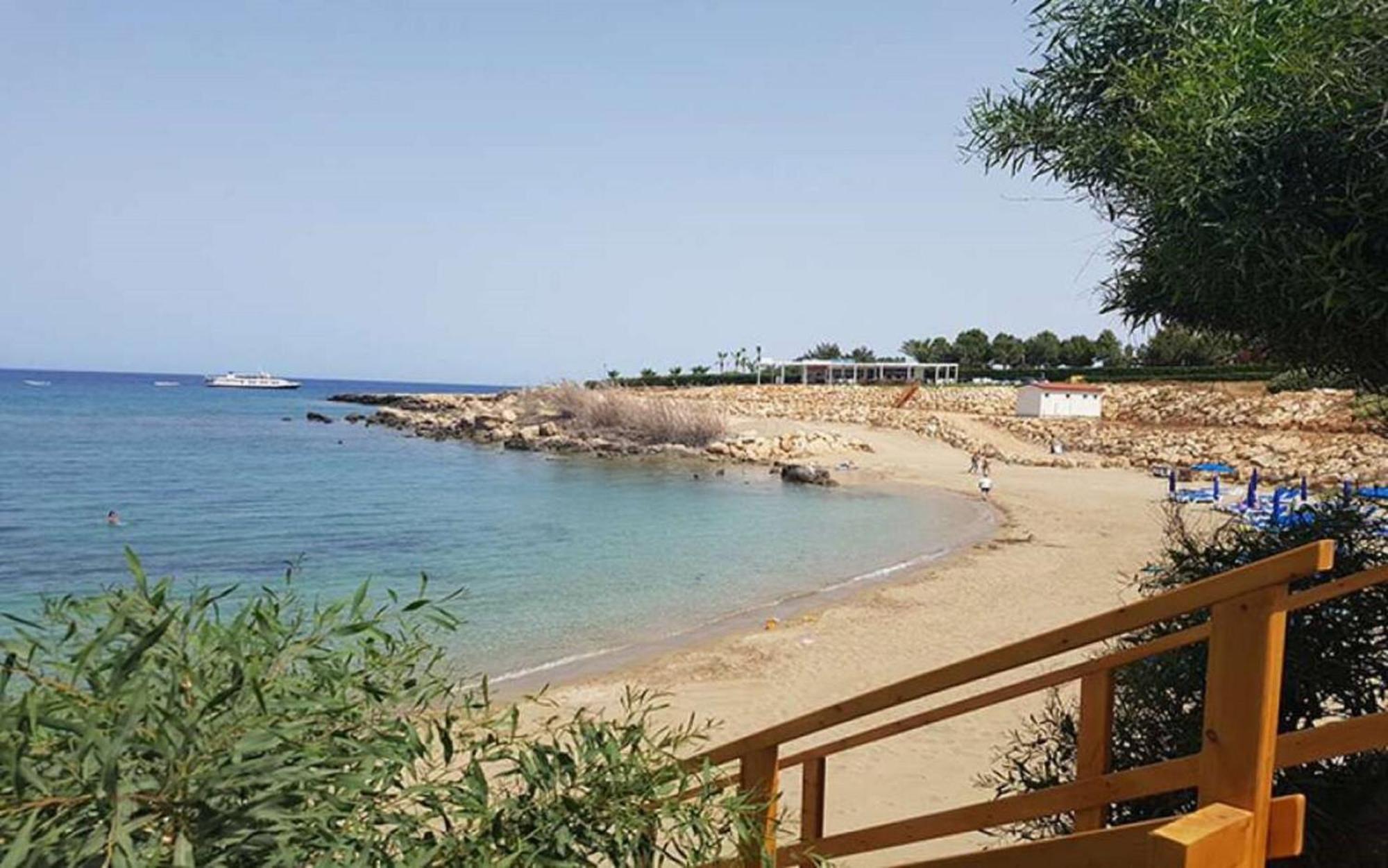 Villa Queen Alexandra Protaras Exterior foto